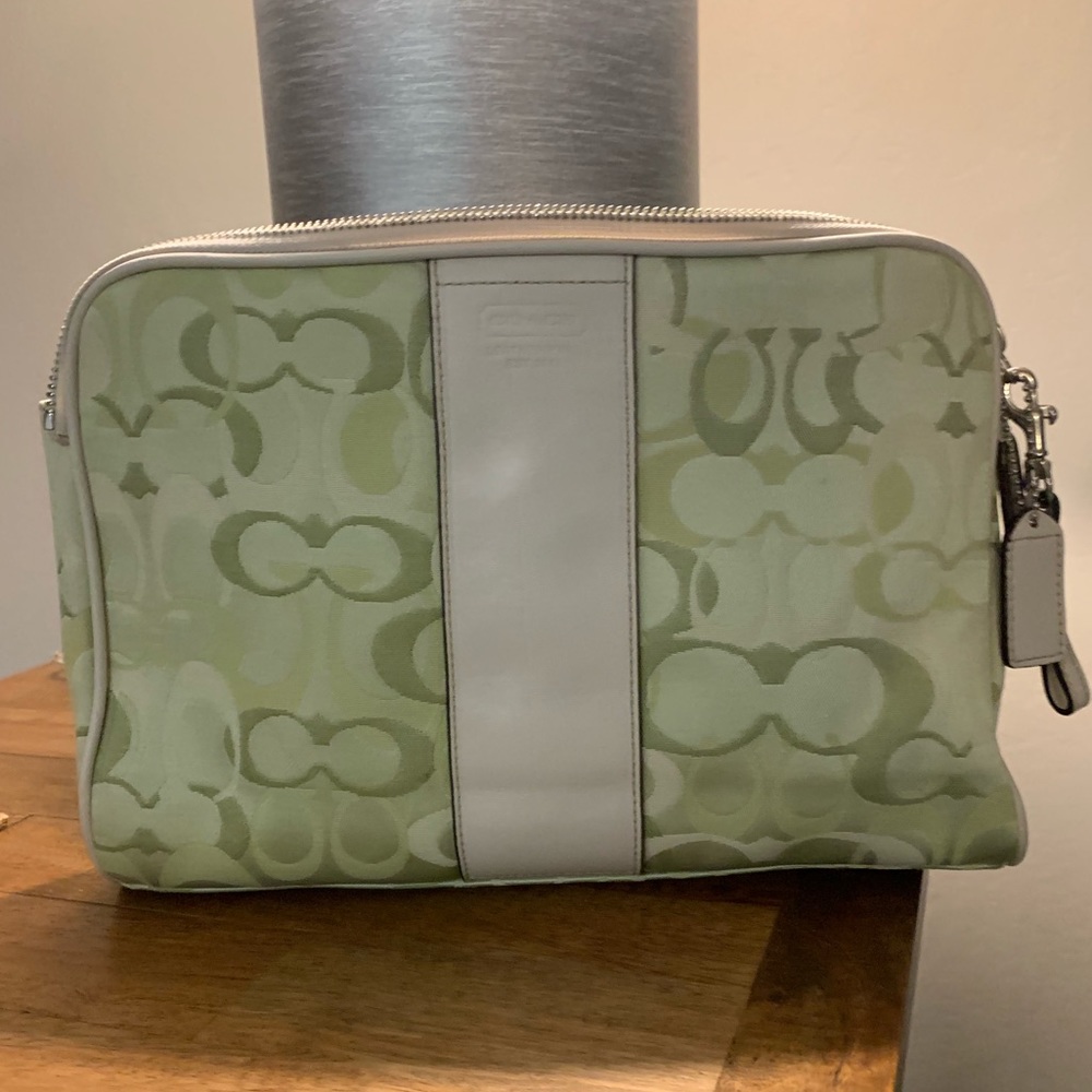 Coach make up/toiletries bag